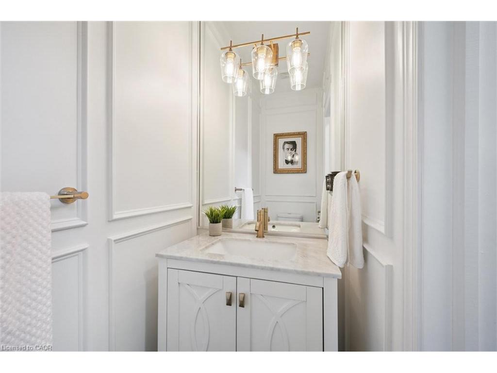 









279


Farley

Drive,
Guelph,




ON
N1L 1N6

