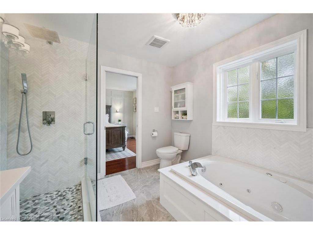 









279


Farley

Drive,
Guelph,




ON
N1L 1N6

