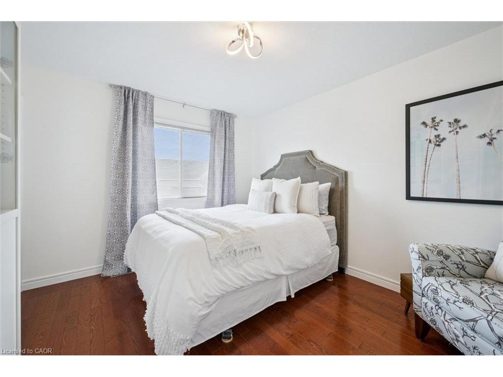 









279


Farley

Drive,
Guelph,




ON
N1L 1N6

