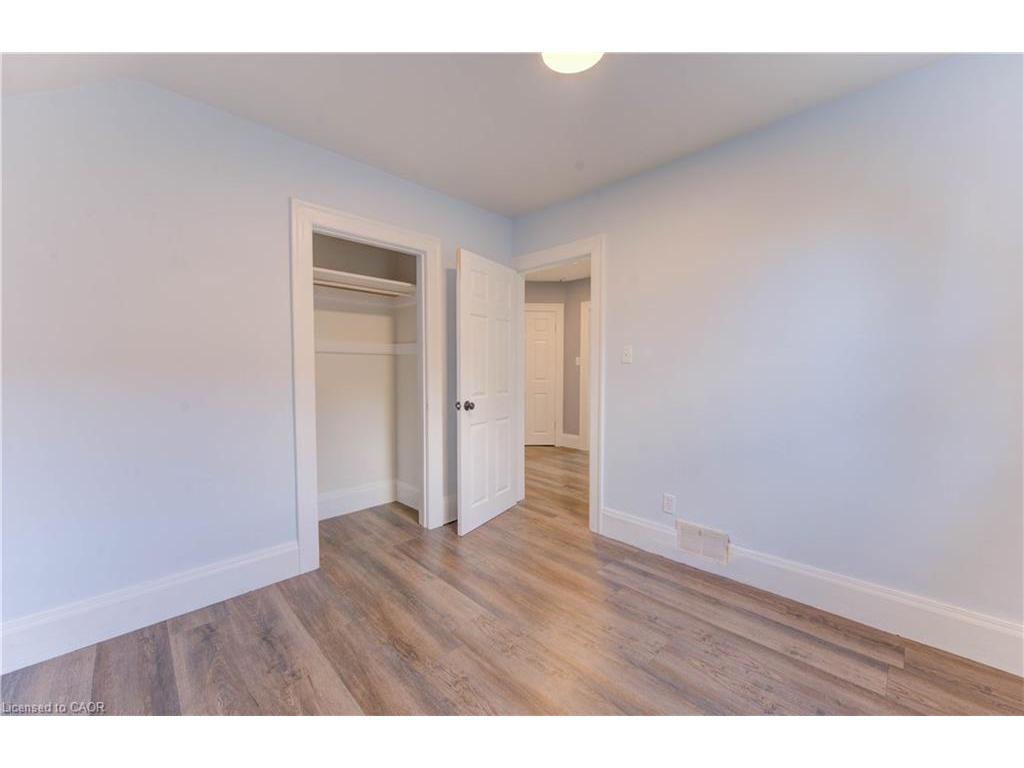 









86


Albert

Street,
Waterloo,




ON
N2L 3S7

