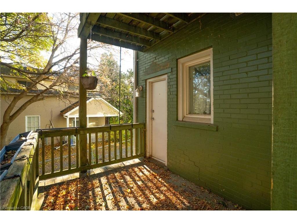 









98


Church

Street, B (Main),
Kitchener,




ON
N2G 2S2

