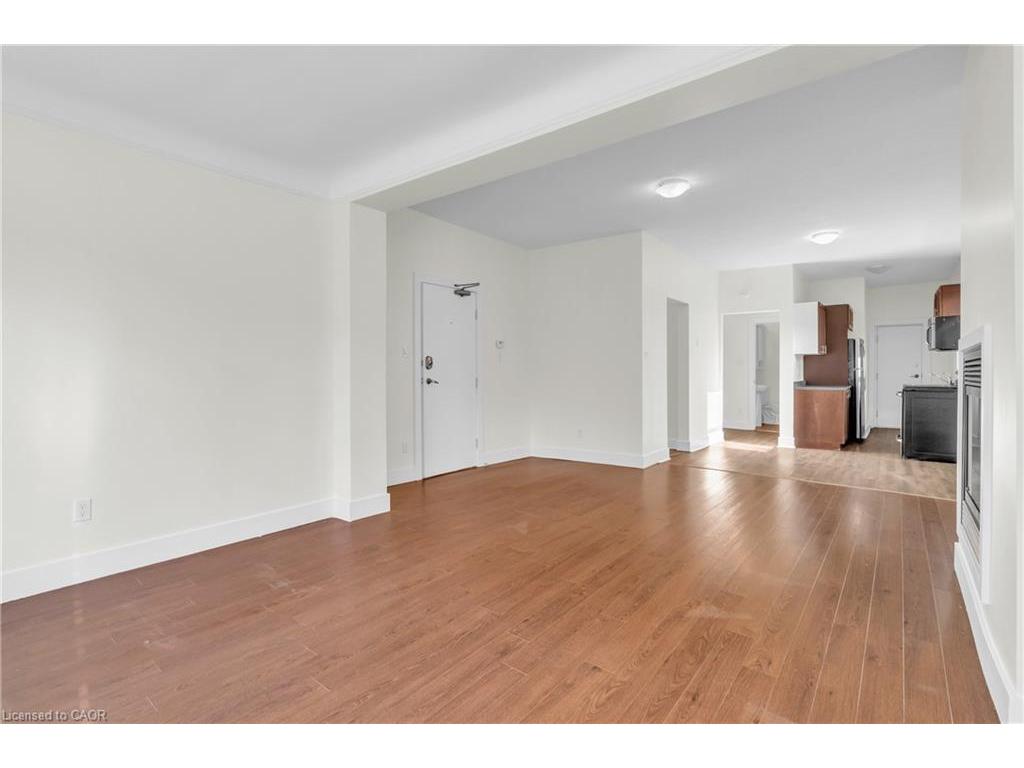 









98


Church

Street, B (Main),
Kitchener,




ON
N2G 2S2

