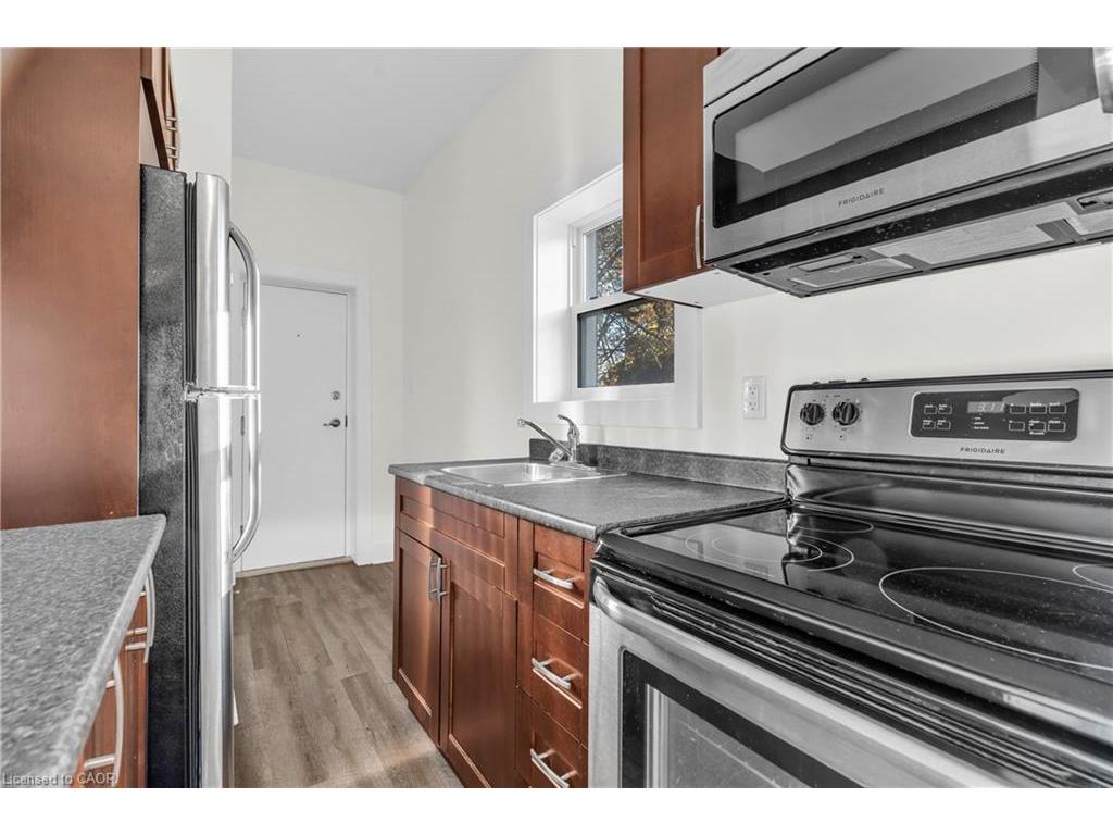 









98


Church

Street, B (Main),
Kitchener,




ON
N2G 2S2

