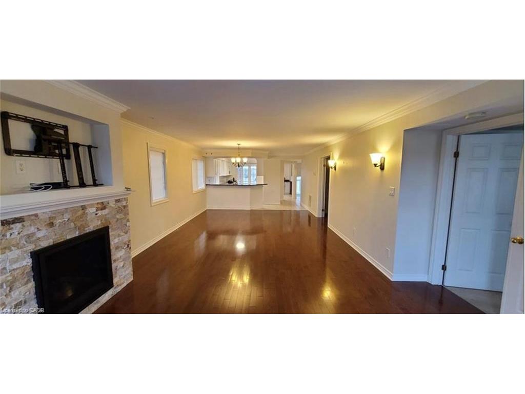 









520


Silken Lauamnn

Drive,
Newmarket,




ON
L3X 2S7

