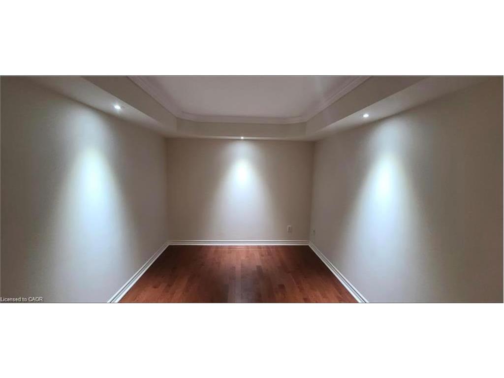 









520


Silken Lauamnn

Drive,
Newmarket,




ON
L3X 2S7

