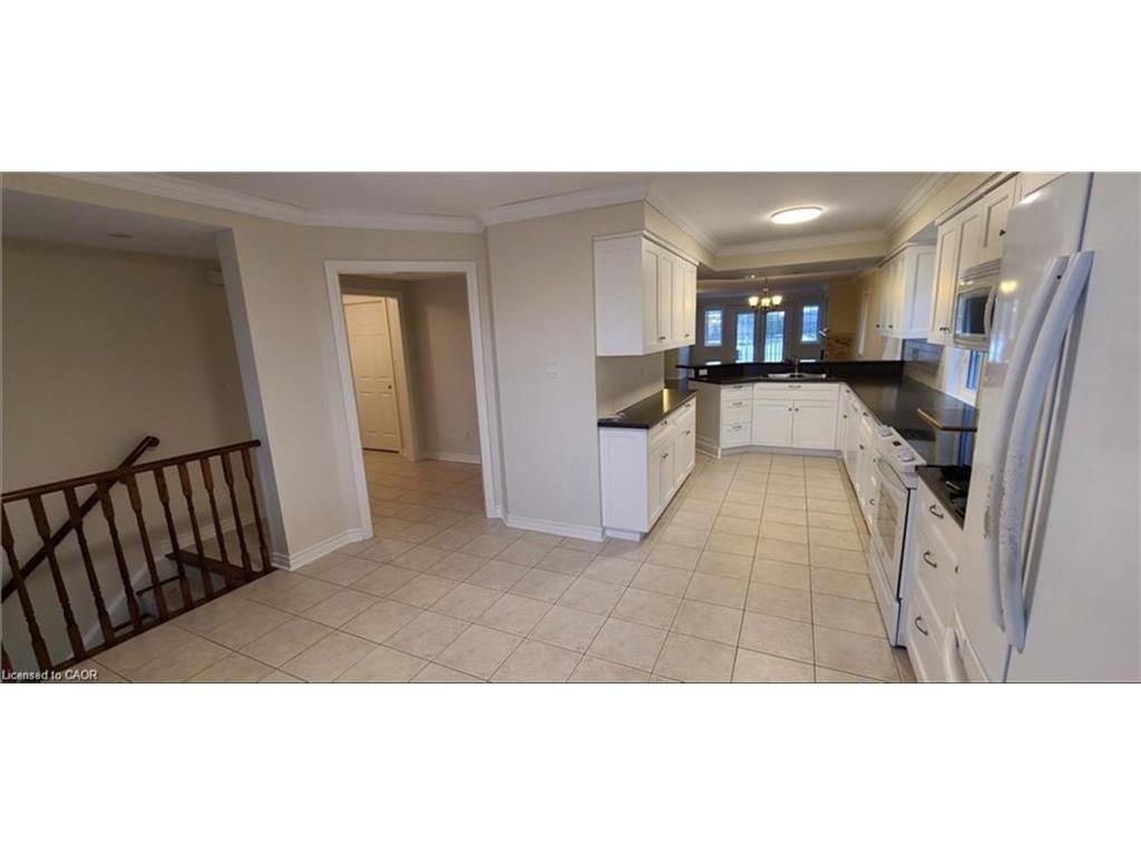 









520


Silken Lauamnn

Drive,
Newmarket,




ON
L3X 2S7

