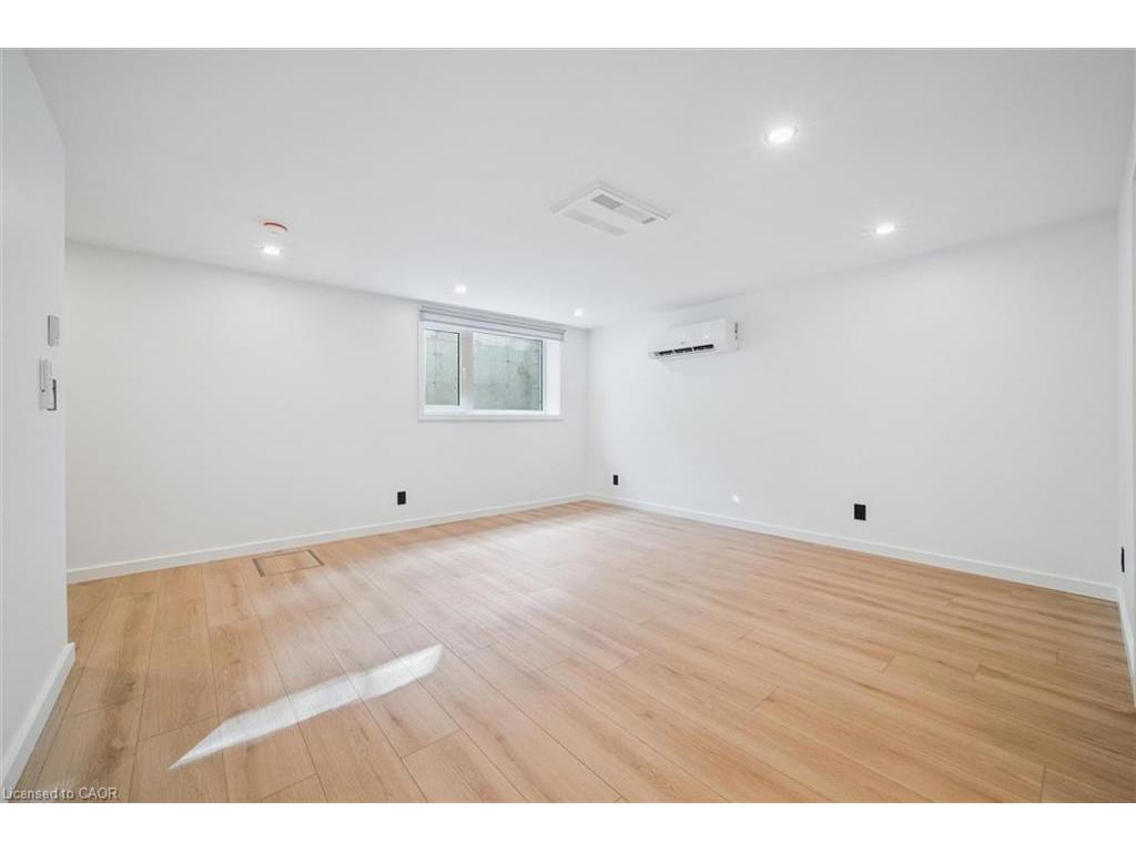 









66


Union

Street, 3,
Waterloo,




ON
N2J 1B9

