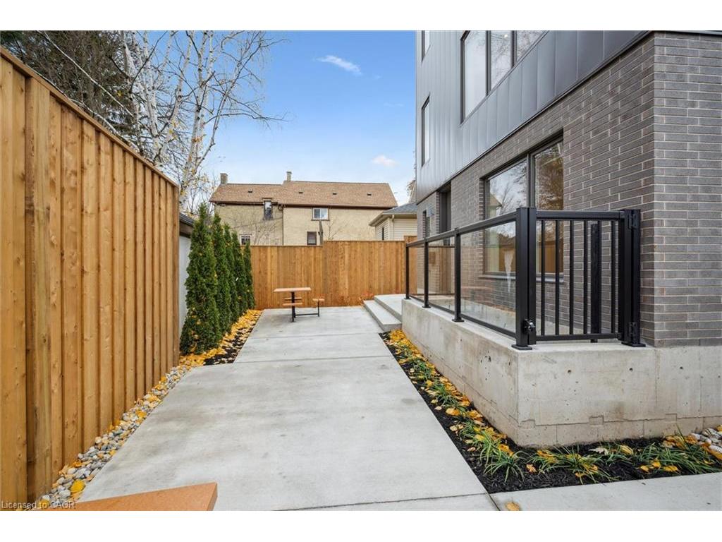 









66


Union

Street, 3,
Waterloo,




ON
N2J 1B9

