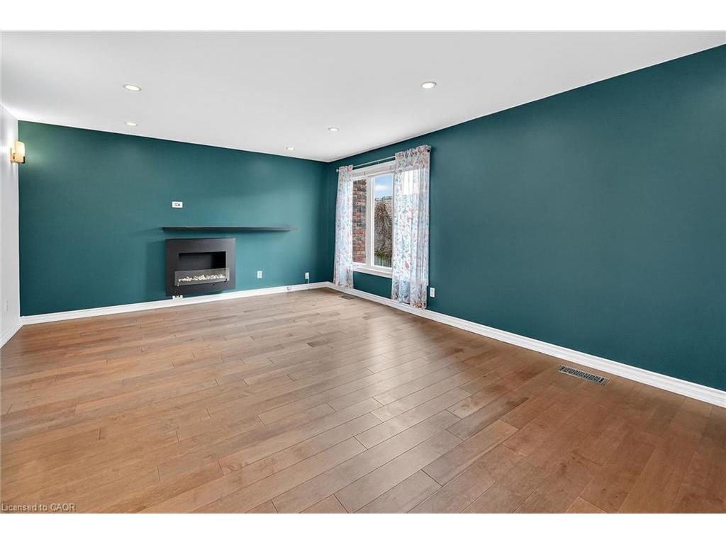 









178


Scott

Street, 21,
St. Catharines,




ON
L2N 6Y5

