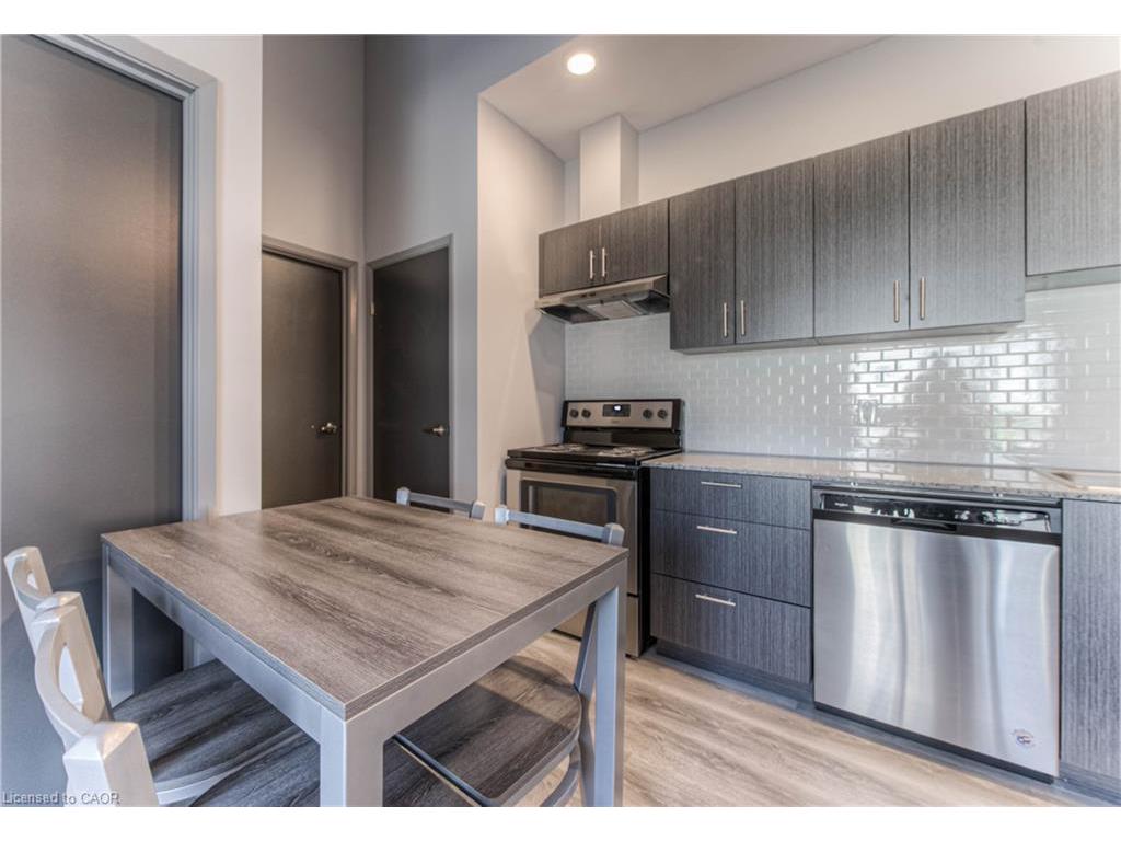 









275


Larch

Street, F113,
Waterloo,




ON
N2L 3R2

