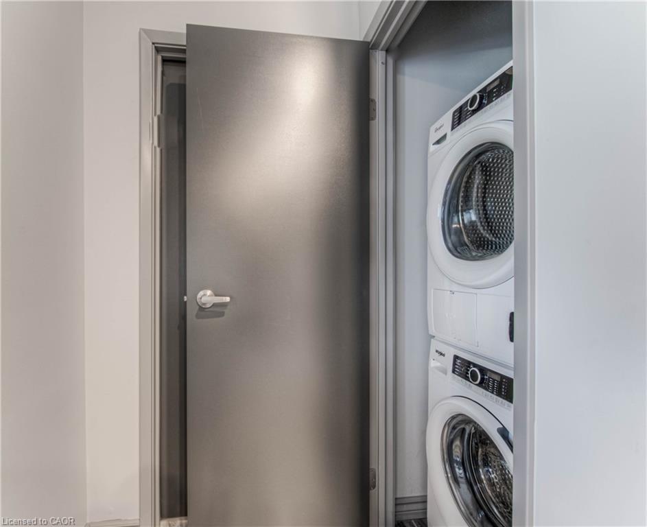 









275


Larch

Street, F113,
Waterloo,




ON
N2L 3R2

