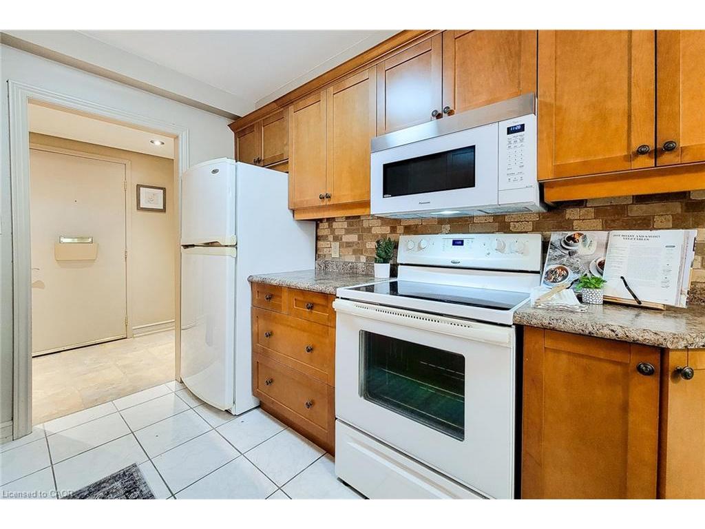 









510


Queenston

Road, 108,
Hamilton,




ON
L8K 1J3

