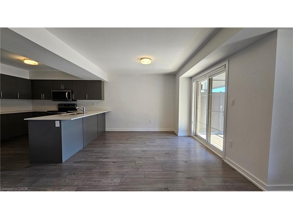 









205


West Oak

Trail, 3,
Kitchener,




ON
N2R 1R4

