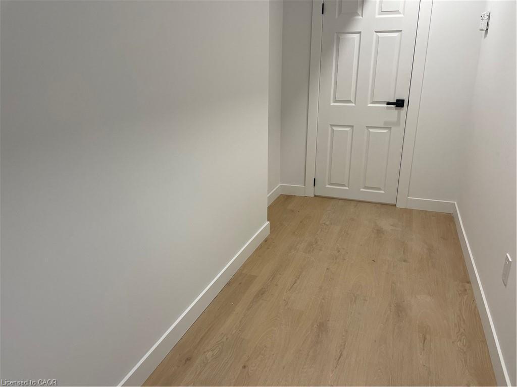 









51


Drake

Avenue, B,
Paris,




ON
N3L 0J1

