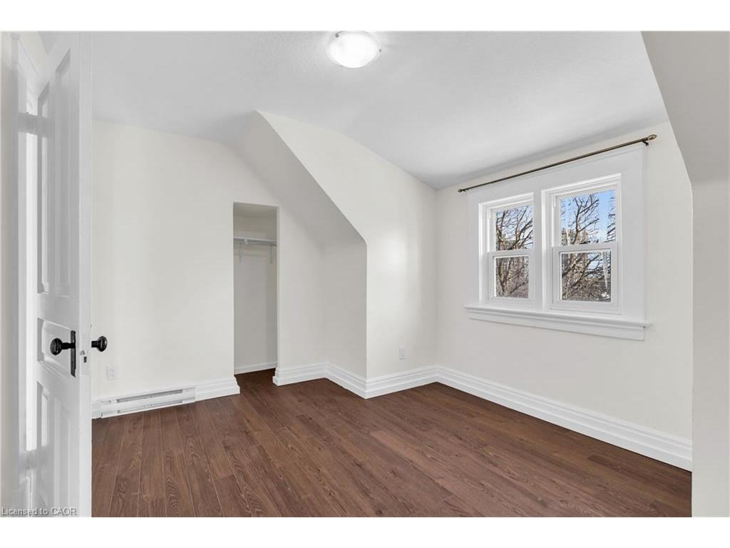 









98


Church

Street, D (Upper),
Kitchener,




ON
N2G 2S2

