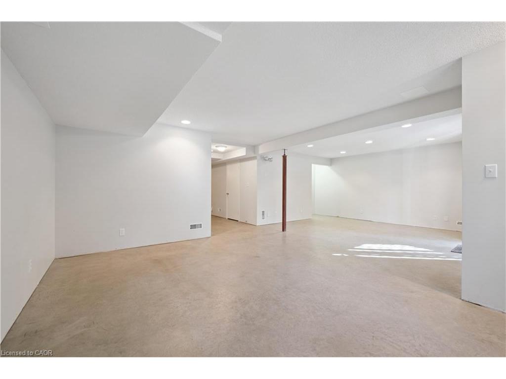 









17


Terraview

Crescent,
Guelph,




ON
N1G 5A7

