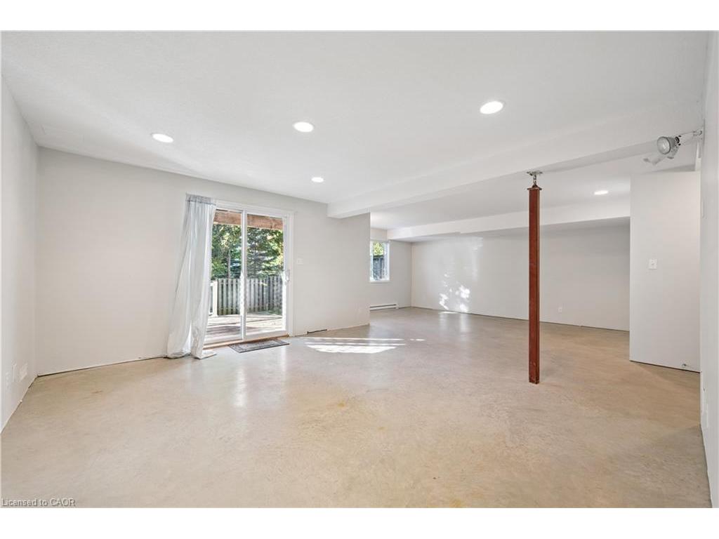 









17


Terraview

Crescent,
Guelph,




ON
N1G 5A7

