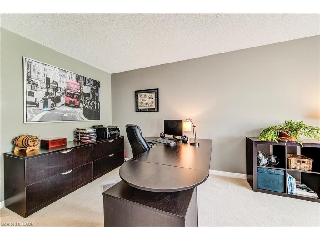 









33


Tinatawa

Court,
Kitchener,




ON
N2A 3G9

