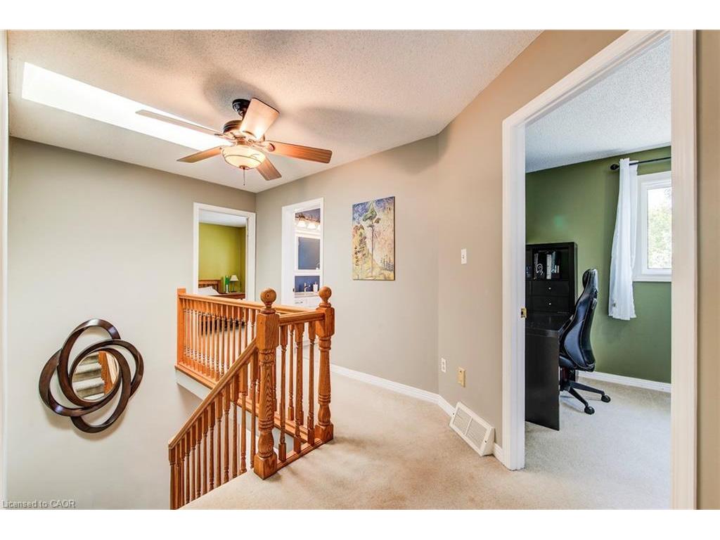 









33


Tinatawa

Court,
Kitchener,




ON
N2A 3G9

