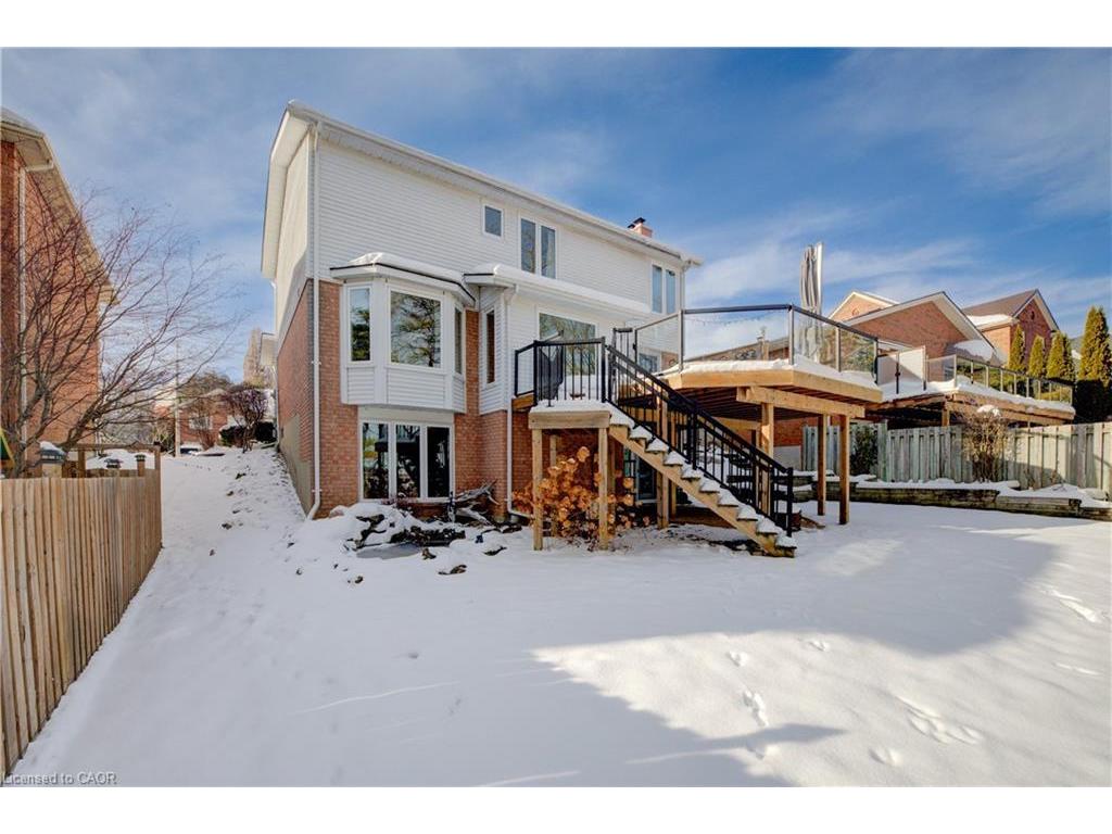 









33


Tinatawa

Court,
Kitchener,




ON
N2A 3G9

