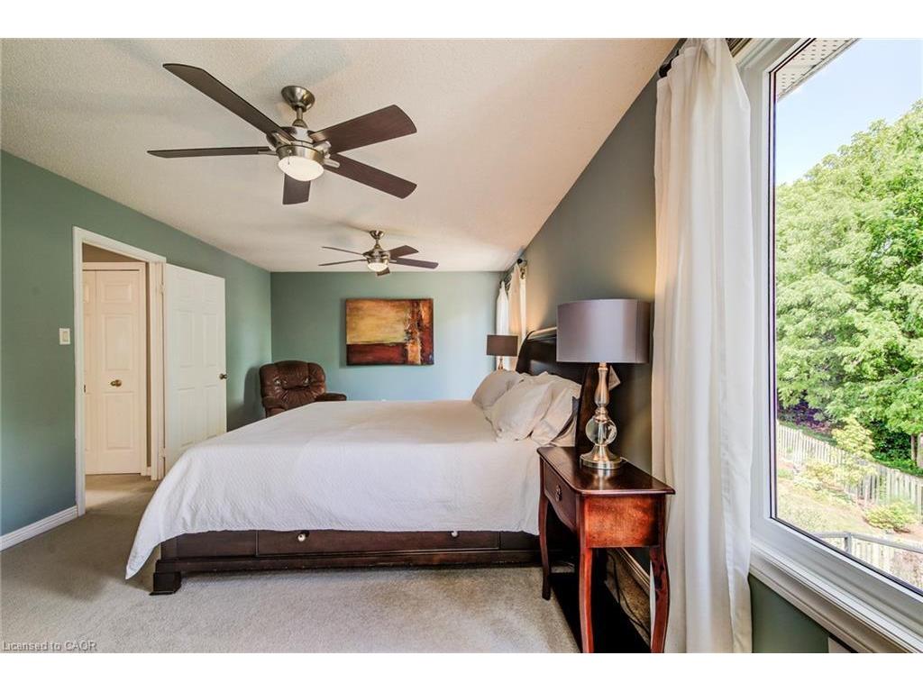 









33


Tinatawa

Court,
Kitchener,




ON
N2A 3G9

