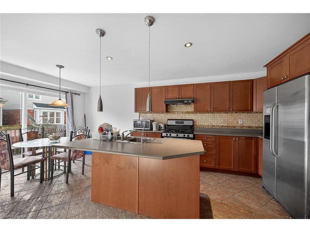 









3175


Bunkerhill

Place,
Burlington,




ON
L7M 0C4

