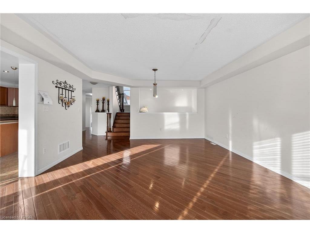 









3175


Bunkerhill

Place,
Burlington,




ON
L7M 0C4

