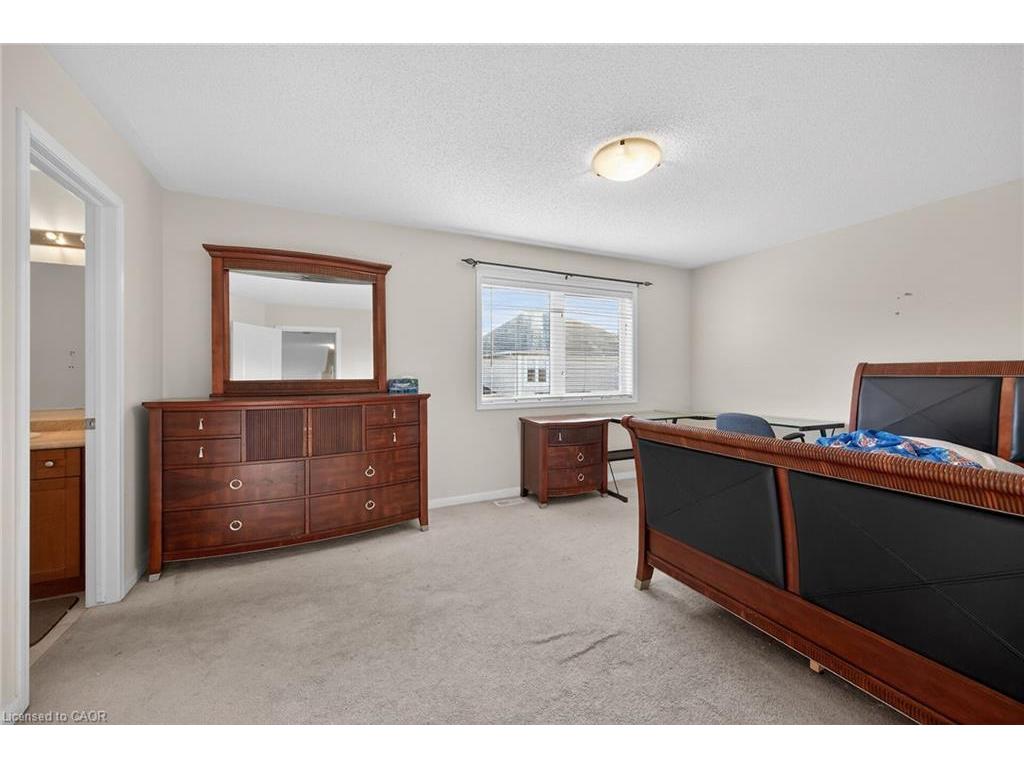 









3175


Bunkerhill

Place,
Burlington,




ON
L7M 0C4

