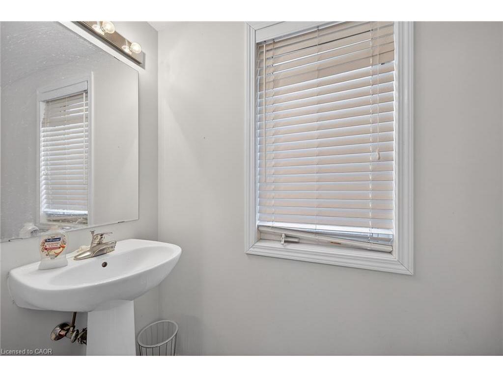 









3175


Bunkerhill

Place,
Burlington,




ON
L7M 0C4

