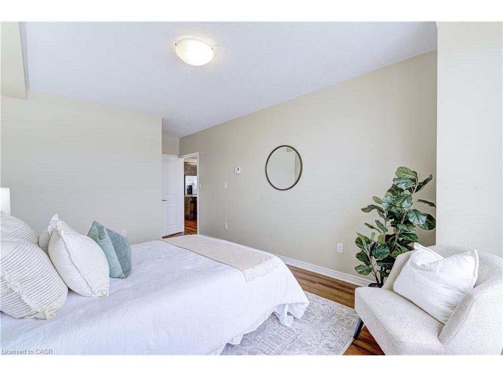 









539


Belmont

Avenue West, 608,
Kitchener,




ON
N2M 0A2

