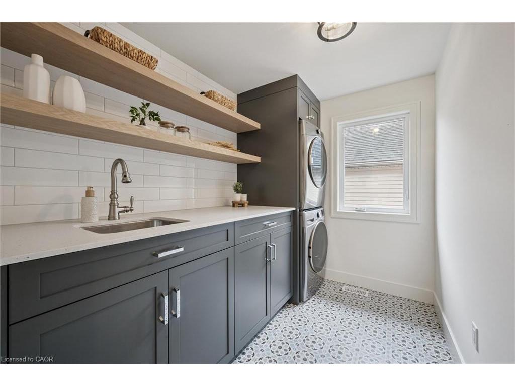 









548


Peach Blossom

Court,
Kitchener,




ON
N2E 3Z9

