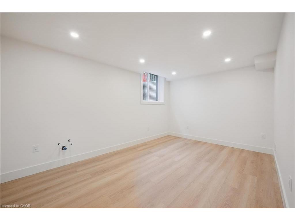 









548


Peach Blossom

Court,
Kitchener,




ON
N2E 3Z9

