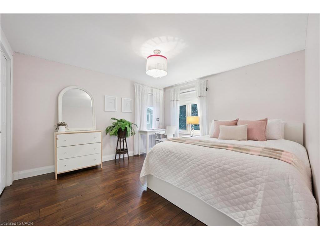 









60


Hands

Drive,
Guelph,




ON
N1G 3H3

