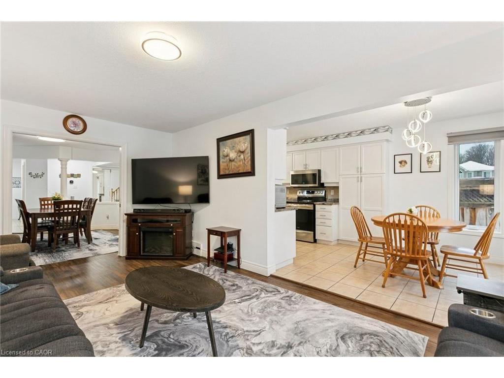 









6


Heatherwood

Place,
Kitchener,




ON
N2N 3N7

