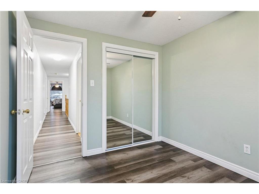 









6


Heatherwood

Place,
Kitchener,




ON
N2N 3N7

