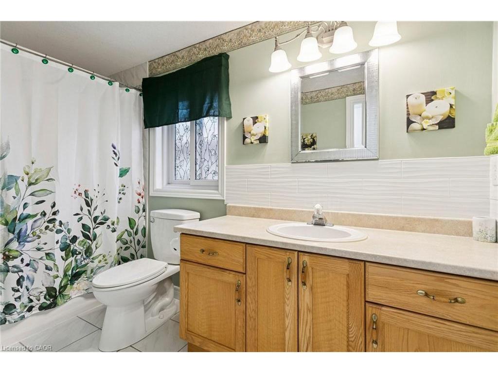 









6


Heatherwood

Place,
Kitchener,




ON
N2N 3N7

