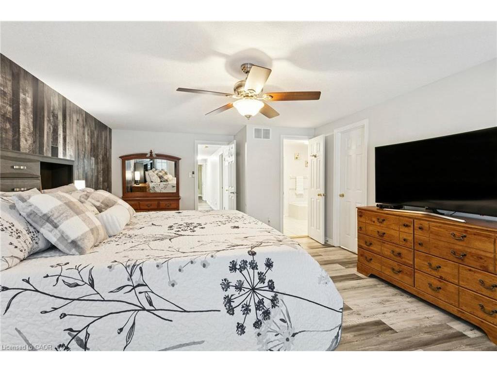 









6


Heatherwood

Place,
Kitchener,




ON
N2N 3N7

