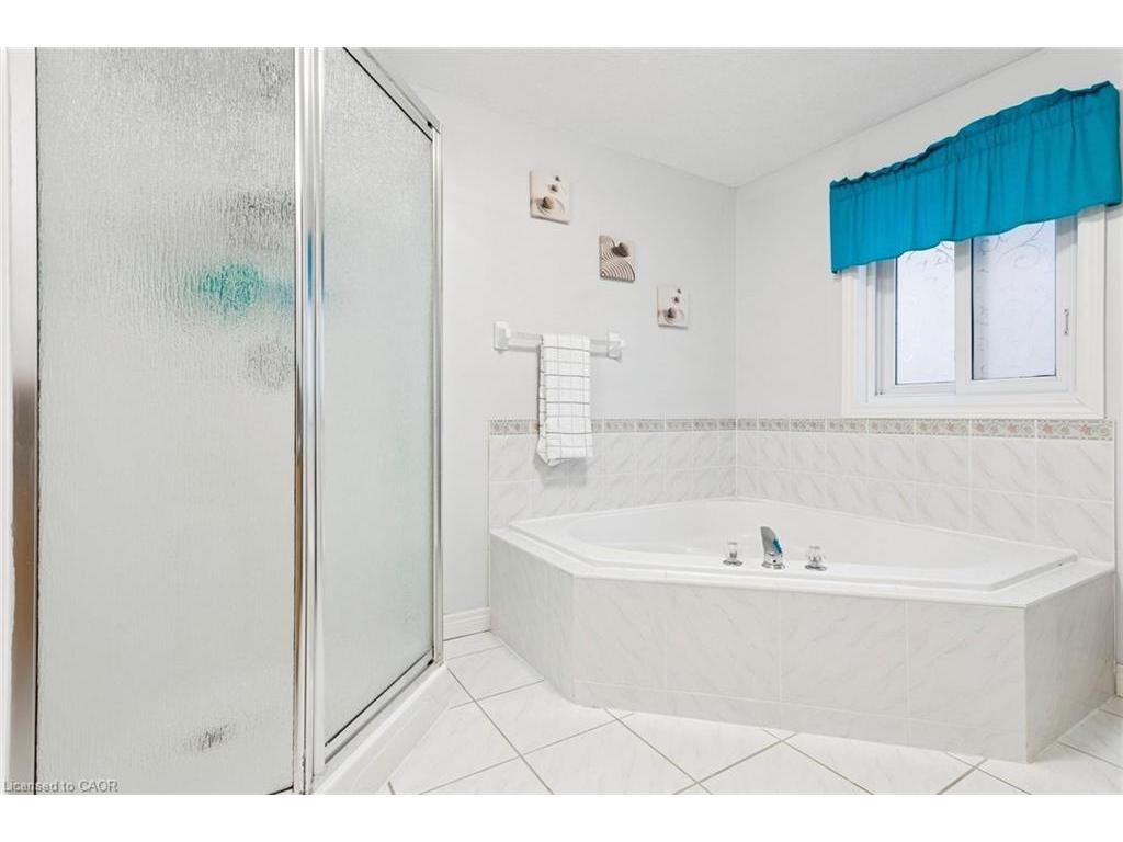 









6


Heatherwood

Place,
Kitchener,




ON
N2N 3N7

