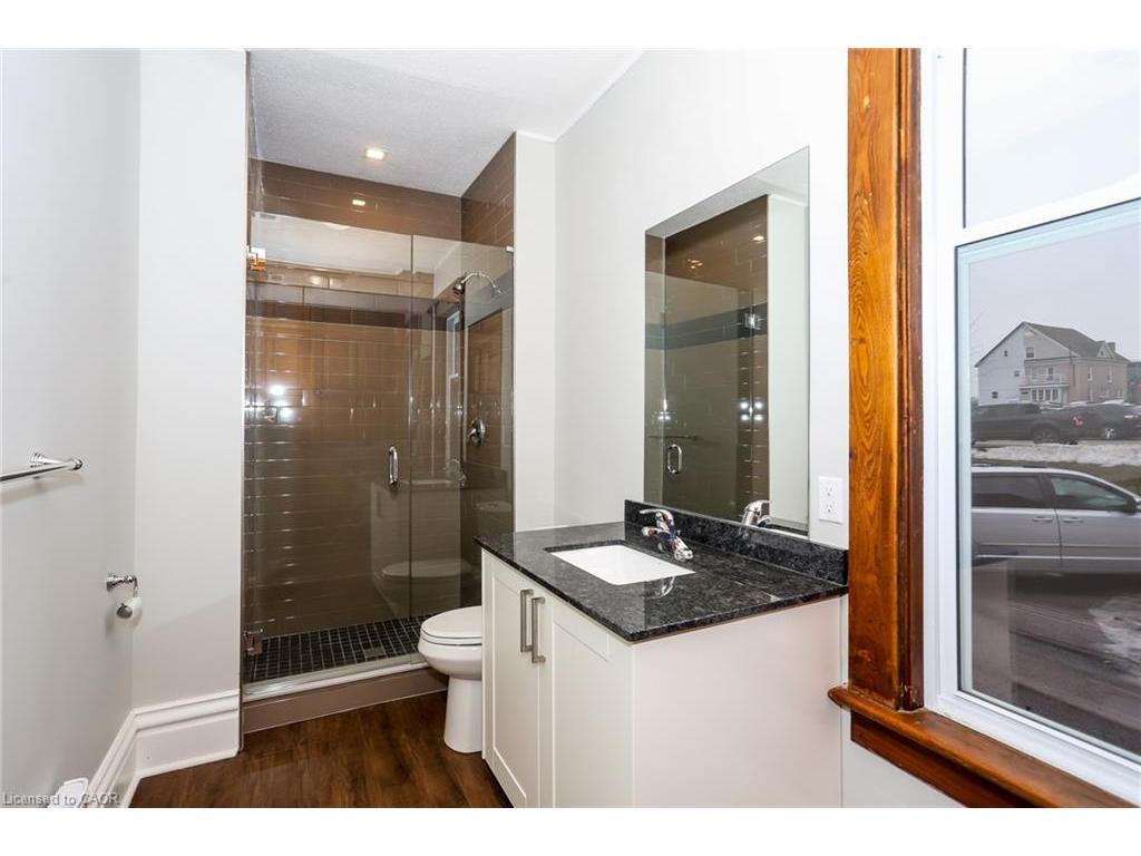 









94


Scott

Street,
Kitchener,




ON
N2H 2R5

