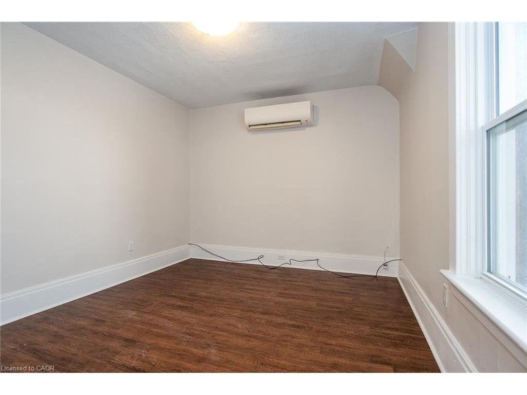 









94


Scott

Street,
Kitchener,




ON
N2H 2R5

