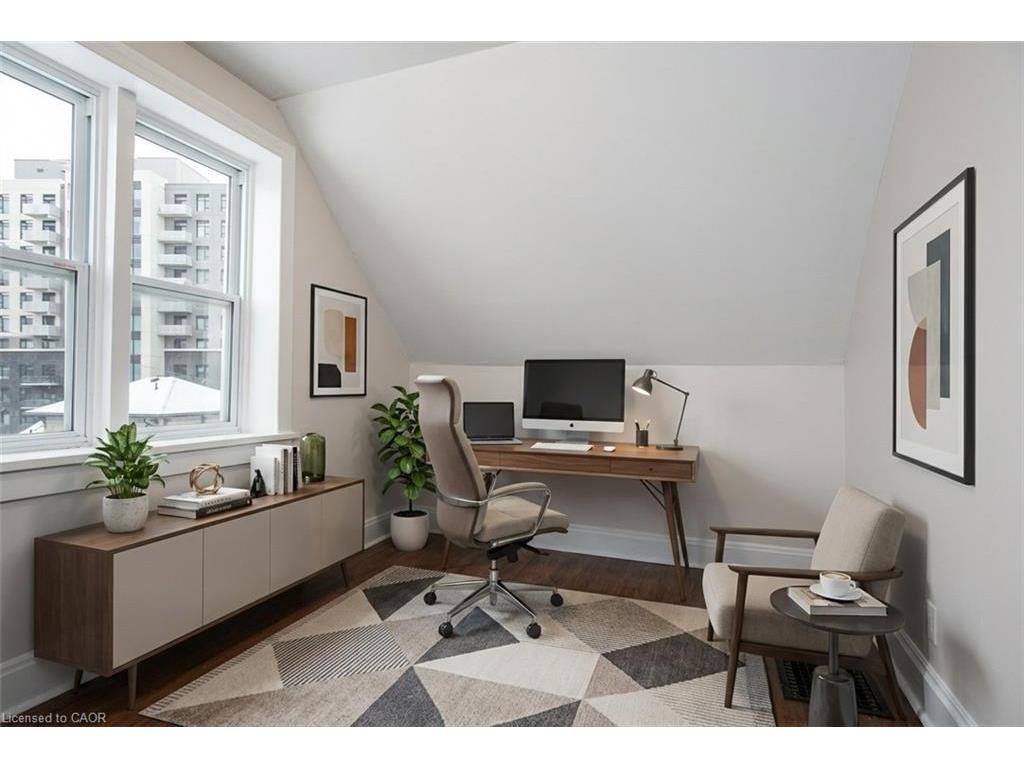 









94


Scott

Street,
Kitchener,




ON
N2H 2R5

