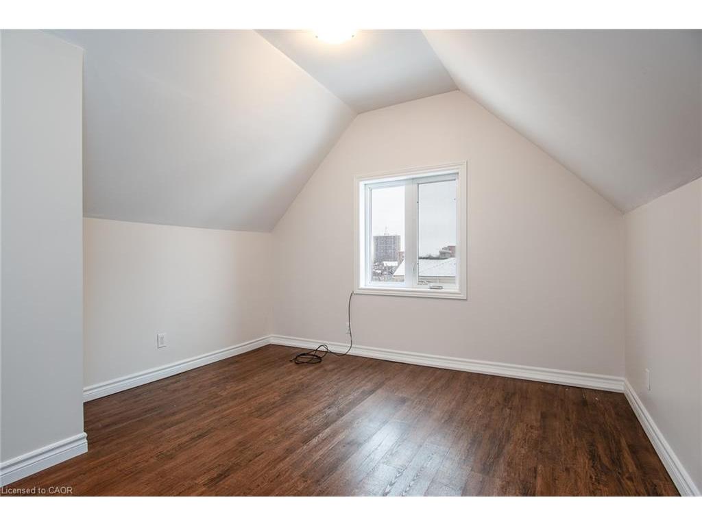 









94


Scott

Street,
Kitchener,




ON
N2H 2R5

