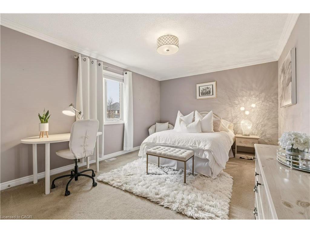 









5205


Brada

Crescent,
Burlington,




ON
L7L 6W4

