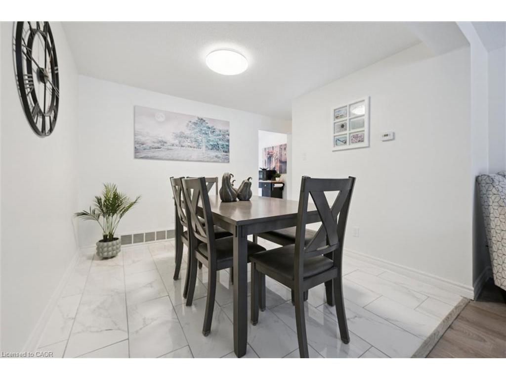 









11


Ingleside

Drive,
Kitchener,




ON
N2M 2G7

