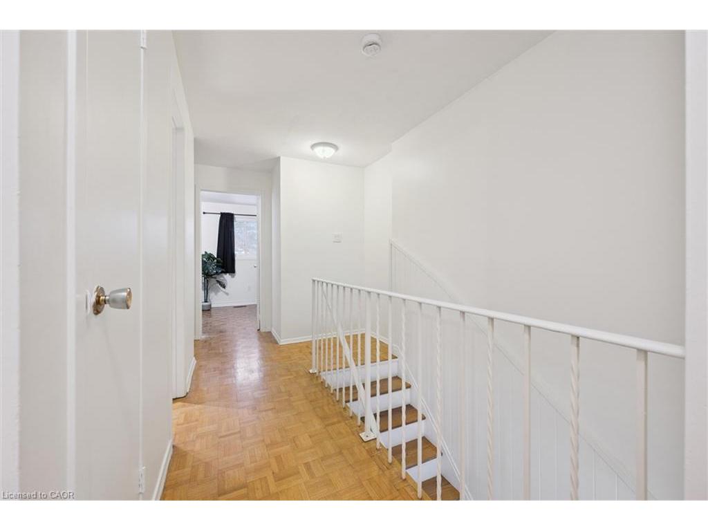 









11


Ingleside

Drive,
Kitchener,




ON
N2M 2G7

