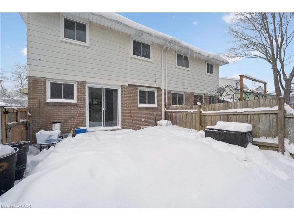 









11


Ingleside

Drive,
Kitchener,




ON
N2M 2G7

