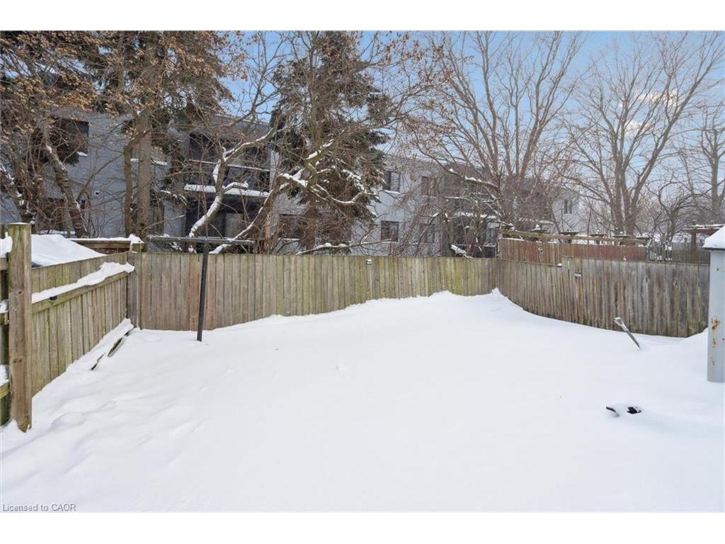 









11


Ingleside

Drive,
Kitchener,




ON
N2M 2G7

