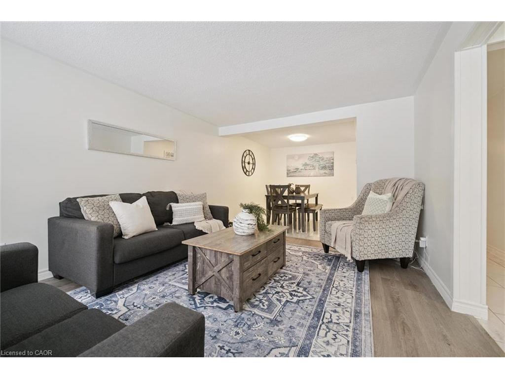 









11


Ingleside

Drive,
Kitchener,




ON
N2M 2G7

