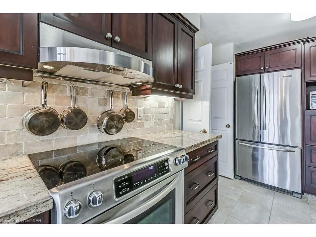 









1700


The Collegeway

Way, 301,
Mississauga,




ON
L5L 4M2

