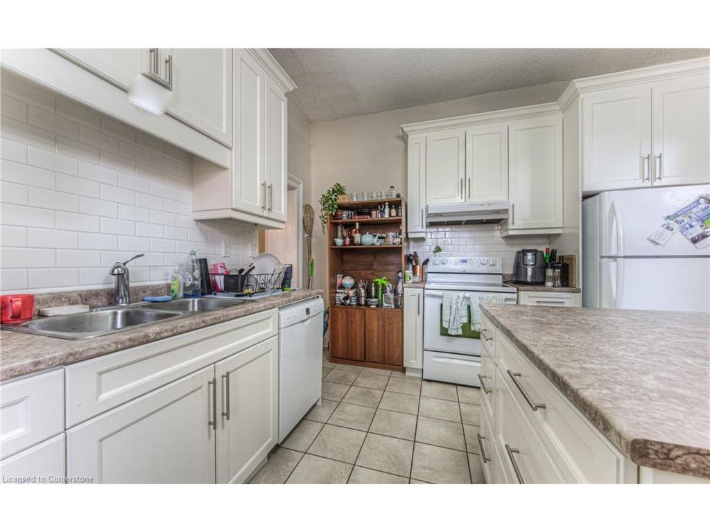 









111-113


Joseph

Street,
Kitchener,




ON
N2G 1J3

